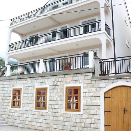 Sunny Hill Guest house