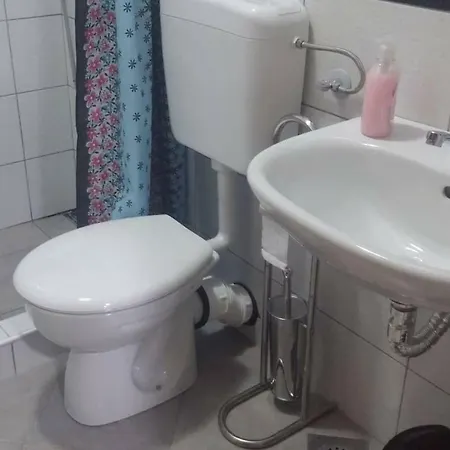 Sunny Hill Guest house *